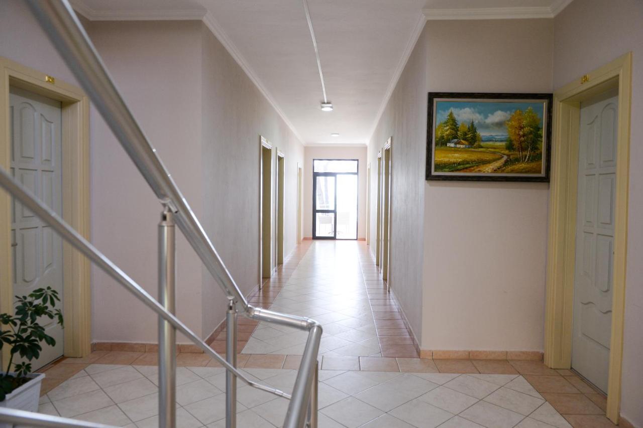 Hotel Andi Durrës Buitenkant foto