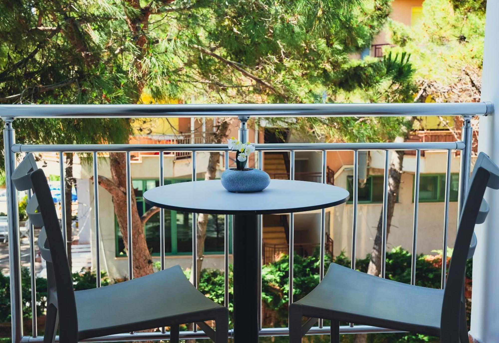 Hotel Andi Durrës Buitenkant foto