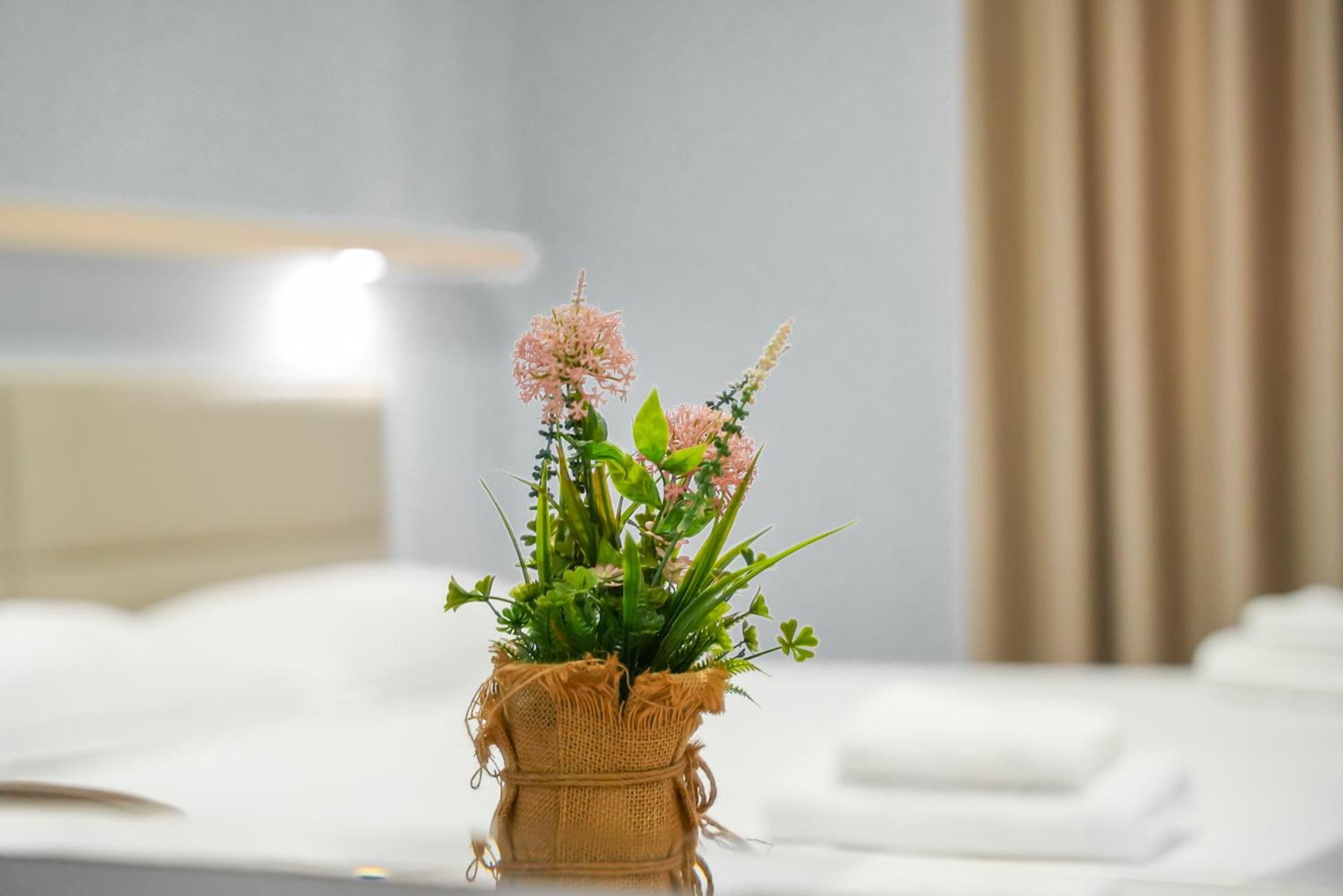 Hotel Andi Durrës Buitenkant foto