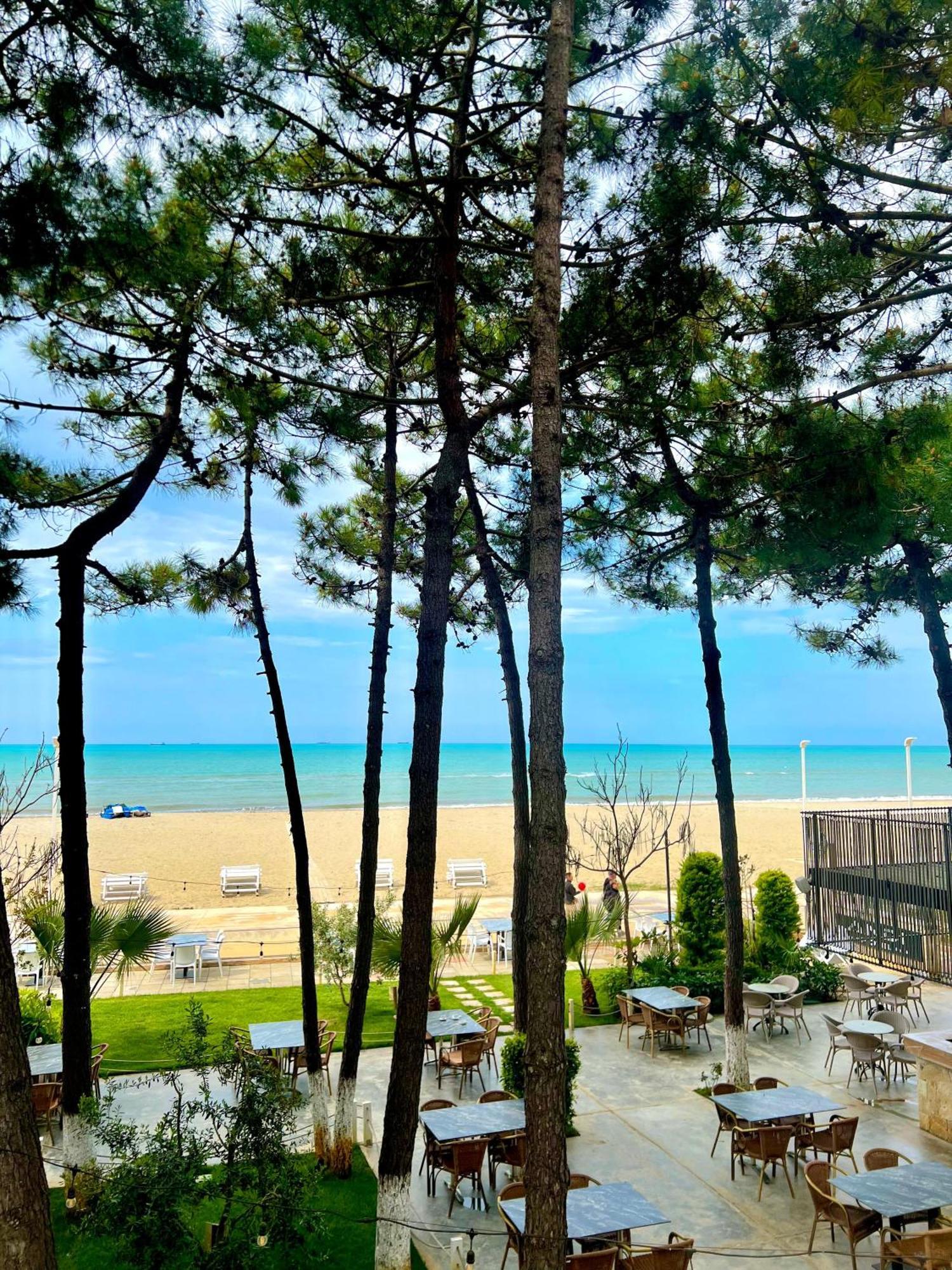 Hotel Andi Durrës Buitenkant foto